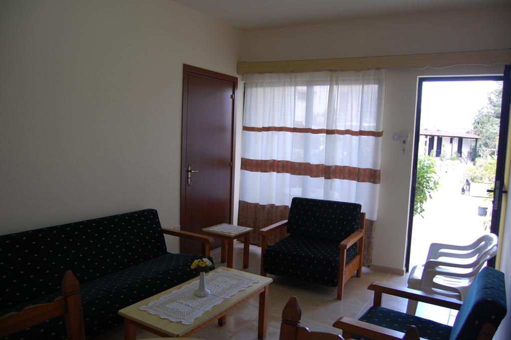 Nicos & Olympia Apartments Polis Exterior photo
